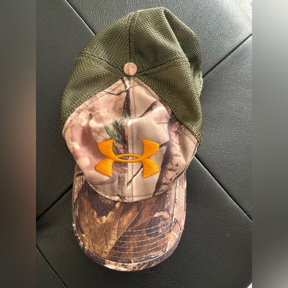 Under armor cap - Picture 2 of 3